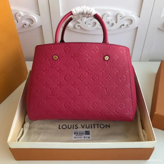 WIS MM MONTAIGNE LOUIS VUITTON 0118